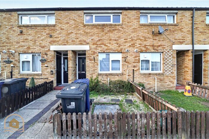 2 Bedroom Terraced House For Sale In Bradbury Close, Southall, UB2