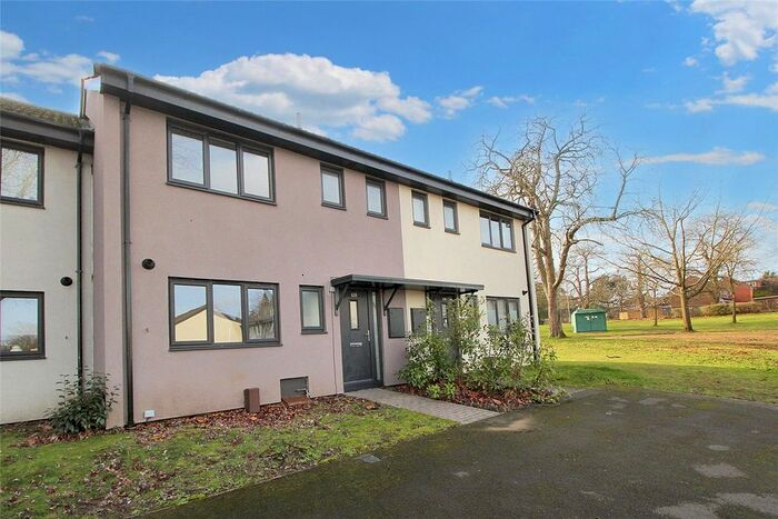 3 Bedroom Detached House To Rent In St. Lucia Park, Bordon, Hampshire, GU35