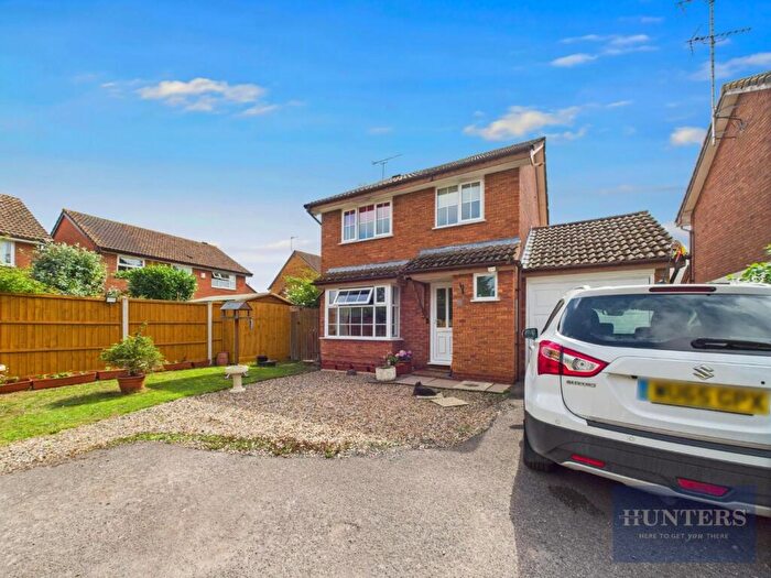 3 Bedroom Detached House For Sale In Beechmore Drive, Cheltenham, Gloucestershire, GL51