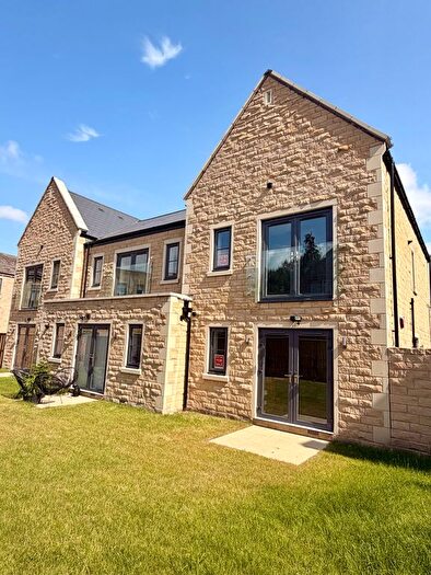 1 Bedroom Flat For Sale In Greenholme Mews, Iron Row, LS29