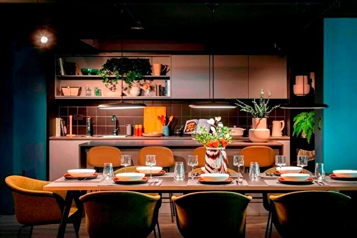 1 Bedroom Flat To Rent In Mustard Wharf At Tower Works, Industrial Collection, LS1