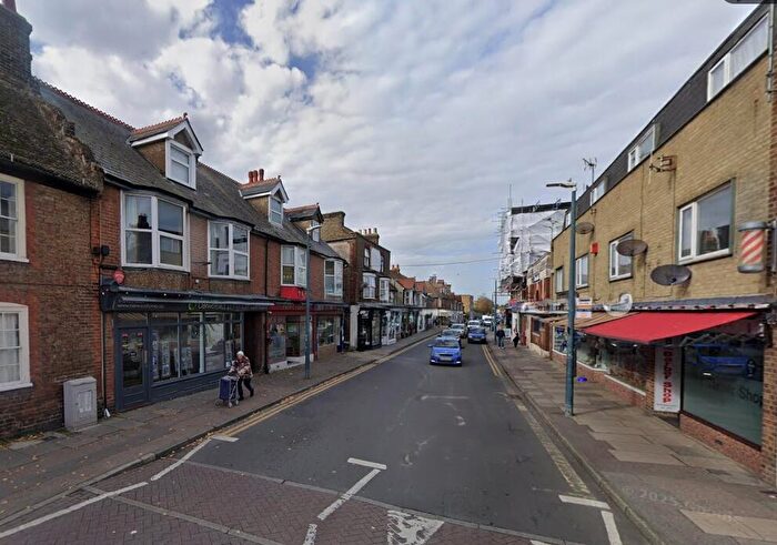 2 Bedroom Maisonette To Rent In Station Road, Birchington, Kent, CT7