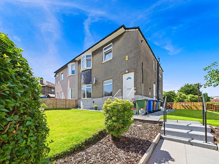 3 Bedroom Cottage To Rent In Burnfoot Drive, Glasgow, G52
