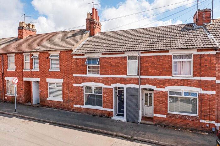 2 Bedroom Terraced House For Sale In Edmund Street, Kettering, NN16