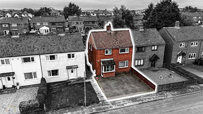 3 Bedroom Semi Detached House For Sale In St. Lawrence Road, Ansley, Nuneaton, Warwickshire, CV10