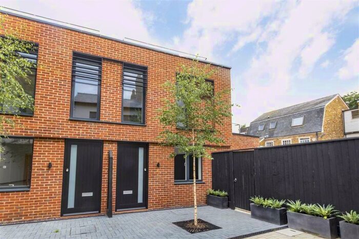 3 Bedroom House To Rent In Old Bakery Mews, Hampton Wick, KT1