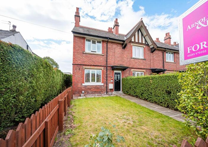 2 Bedroom End Of Terrace House For Sale In Square Lane, Burscough, L40