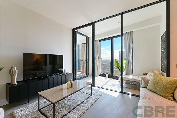 1 Bedroom Flat To Rent In River Park Tower, Nine Elms Lane, SW8