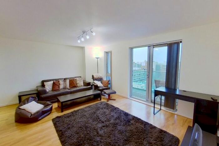 2 Bedroom Property To Rent In Cable Street, London, E1