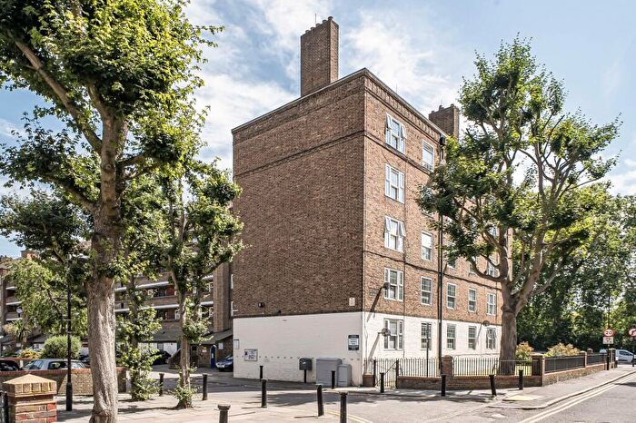 3 Bedroom Flat For Sale In Kennington Park Road, Blythe House Kennington Park Road, SE11