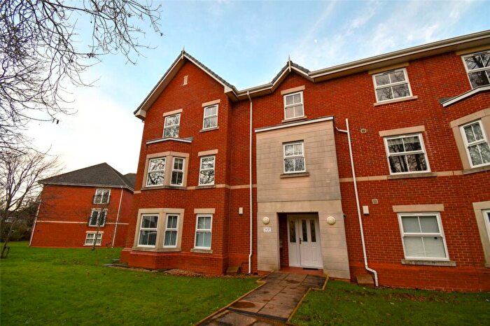 2 Bedroom Flat For Sale In Kingsmead Road South, Prenton, Wirral, CH43
