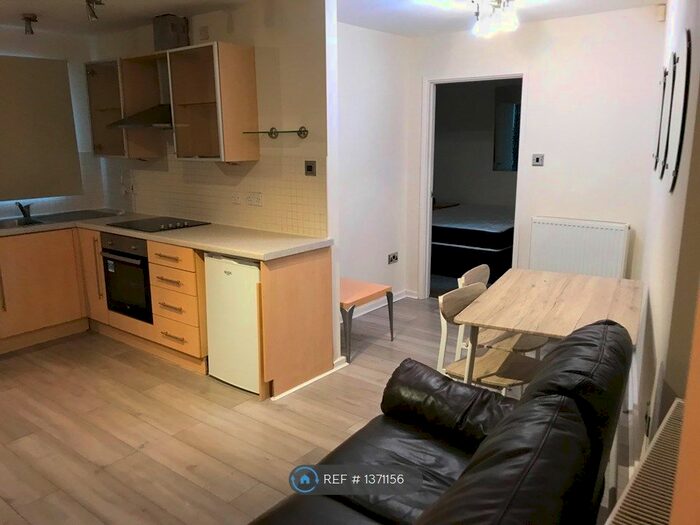 1 Bedroom Flat To Rent In Friars Road, Coventry, CV1