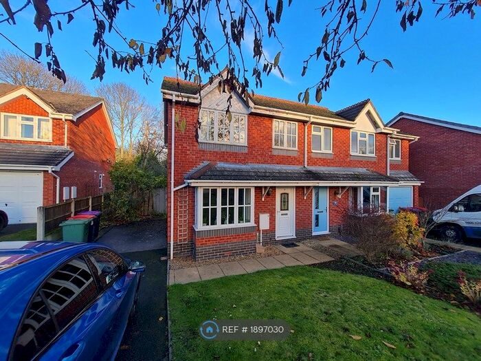 3 Bedroom Semi-Detached House To Rent In Brock Hollow, Horsehay, Telford, TF4