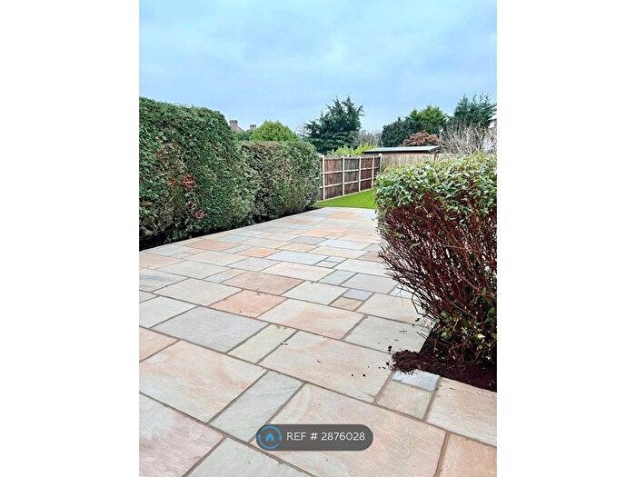 3 Bedroom Semi-Detached House To Rent In Chastilian Road, Dartford, DA1