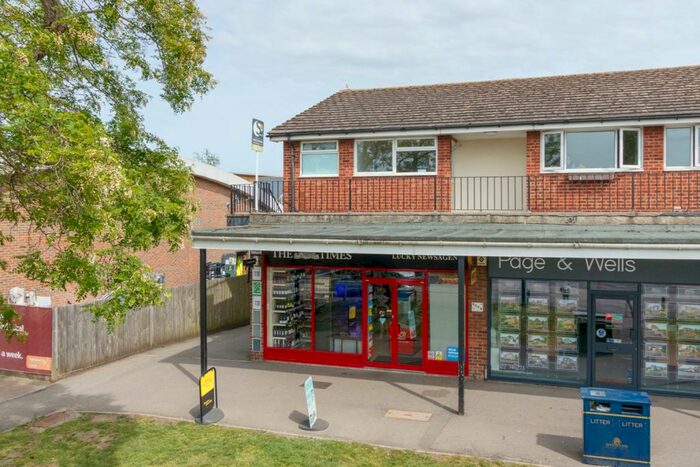 2 Bedroom Apartment To Rent In Boughton Parade, Maidstone, ME15