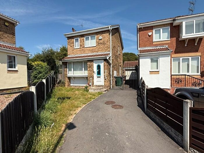 2 Bedroom Detached House To Rent In Alderson Avenue, Rotherham, S62
