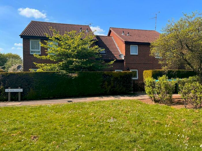 Apartment To Rent In Grasslands, Aylesbury, HP20