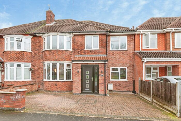 5 Bedroom Semi-Detached House For Sale In Kingsway, Leicester, LE3