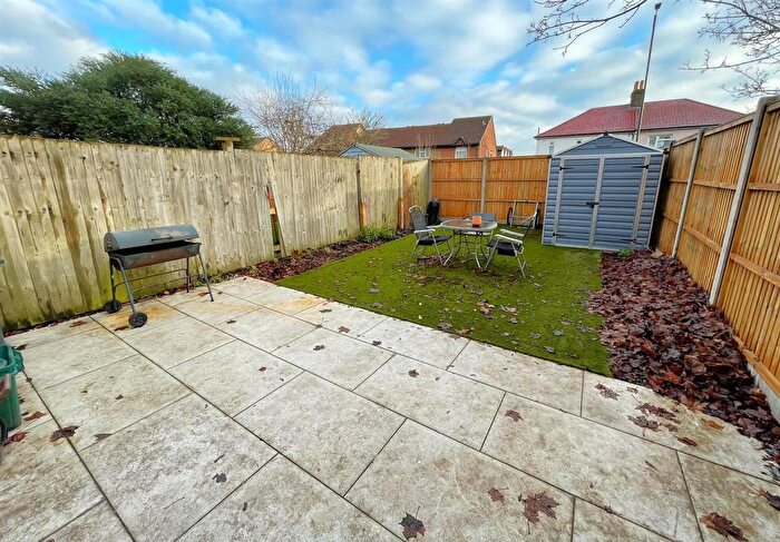 2 Bedroom End Of Terrace House To Rent In Hogarth Crescent, Colliers Wood, London, SW19