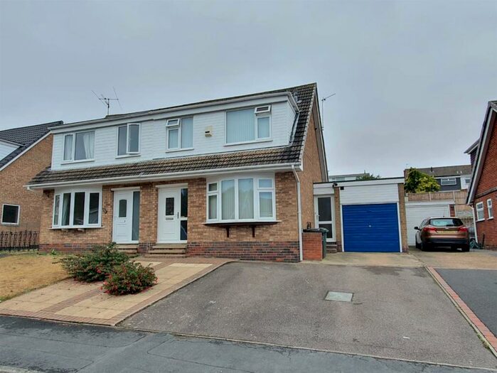 3 Bedroom House To Rent In Rockingham Close, Shepshed, Leicestershire, LE12