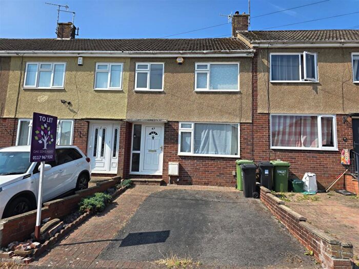 3 Bedroom Terraced House To Rent In Willis Road, Bristol, BS15