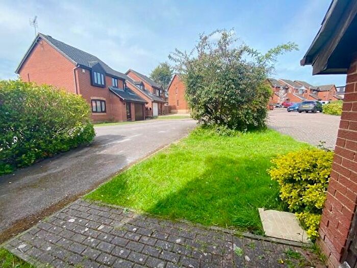 3 Bedroom House To Rent In Crosby Court, Crownhill, Milton Keynes, MK8