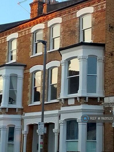 4 Bedroom Flat To Rent In Lindore Road, London, SW11