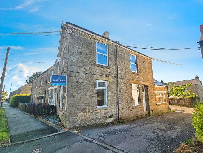 4 Bedroom Semi Detached House For Sale In Manor Road, Consett, Durham, DH8