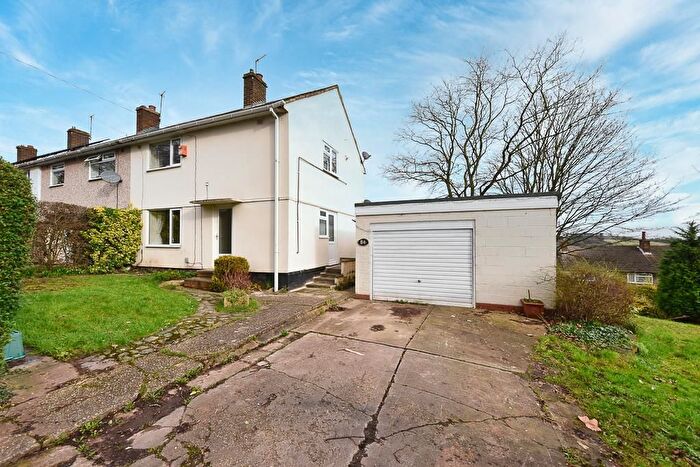 3 Bedroom Semi-Detached House To Rent In Phoenix Avenue, Gedling, NG4