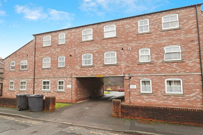 2 Bedroom Flat For Sale In Alne Terrace, York, North Yorkshire, YO10