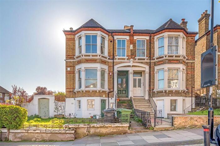 2 Bedroom Flat To Rent In Jerningham Road, New Cross, SE14