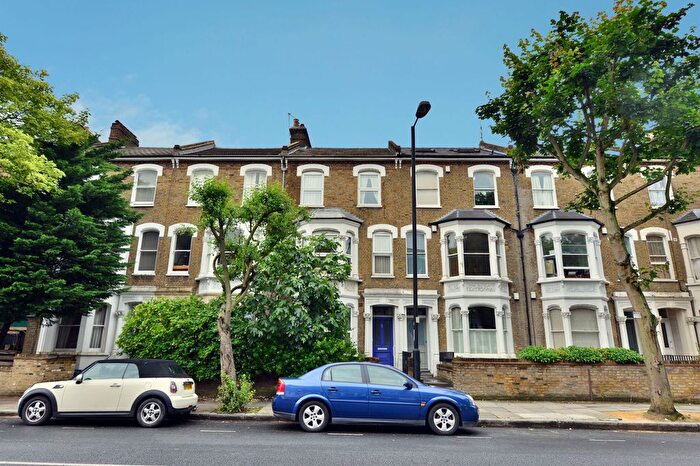 1 Bedroom Flat To Rent In Hanley Road, London, N4