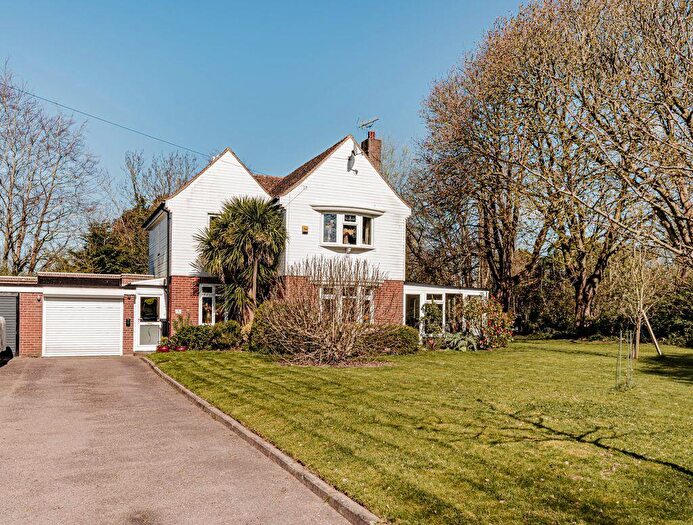 3 Bedroom Detached House For Sale In Stonar Gardens, Sandwich, CT13