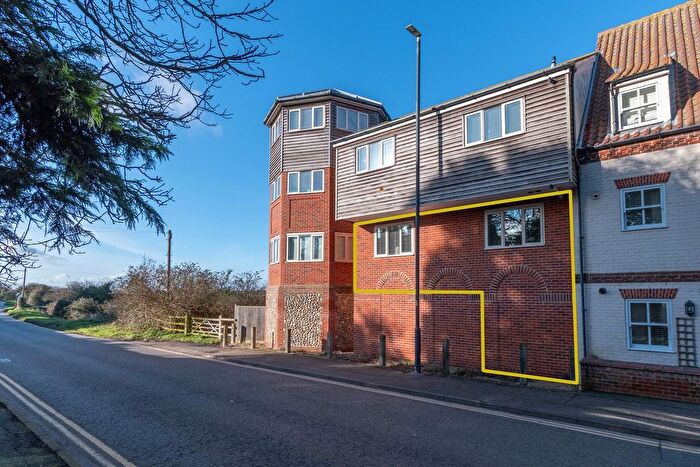 2 Bedroom Flat For Sale In Mainsail Yard, Wells-Next-The-Sea, NR23