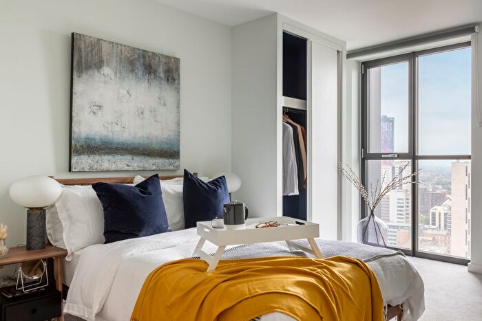 2 Bedroom Flat To Rent In George Street, Croydon, CR0