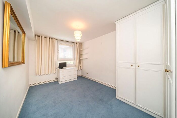 2 Bedroom Flat For Sale In Colet Gardens, West Kensington, W14