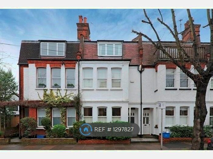 4 Bedroom Terraced House To Rent In Vicarage Road, Teddington TW11
