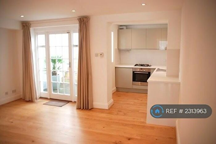 1 Bedroom Flat To Rent In Hampton Place, Brighton, BN1