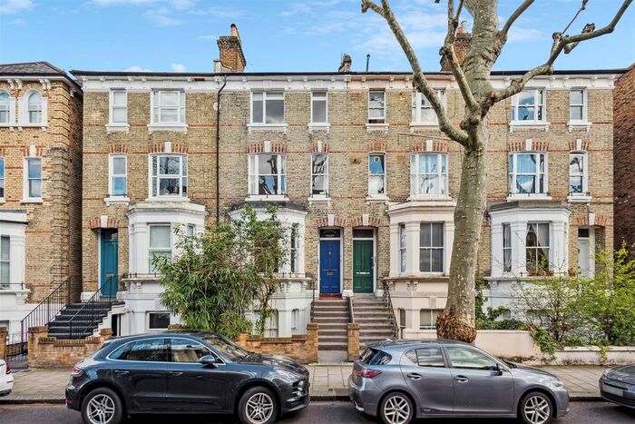 1 Bedroom Flat To Rent In Loftus Road, London, W12