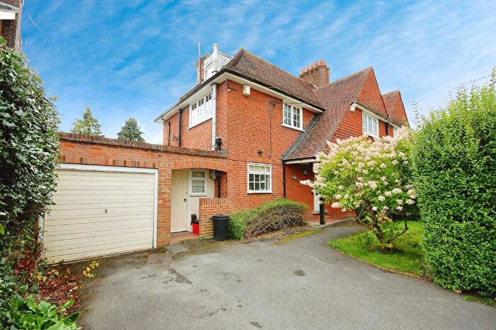 4 Bedroom Semi-Detached House To Rent In Post Office Road, Ingatestone, Essex, CM4