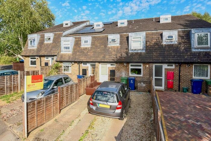 3 Bedroom Terraced House To Rent In Gurl Close, Headington, OX3