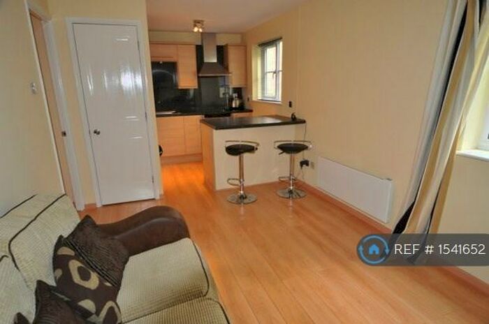 1 Bedroom Flat To Rent In Letchworth Garden City, Hertfordshire, SG6