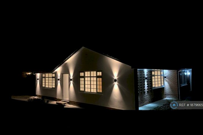 2 Bedroom Bungalow To Rent In Ottovale Crescent, Blaydon-On-Tyne, NE21