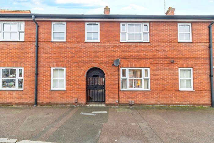1 Bedroom Flat For Sale In North Street, Leighton Buzzard, LU7