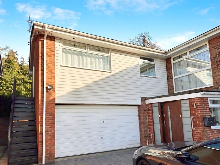 1 Bedroom Flat To Rent In Annex Lockton Chase, Ascot, Berkshire, SL5