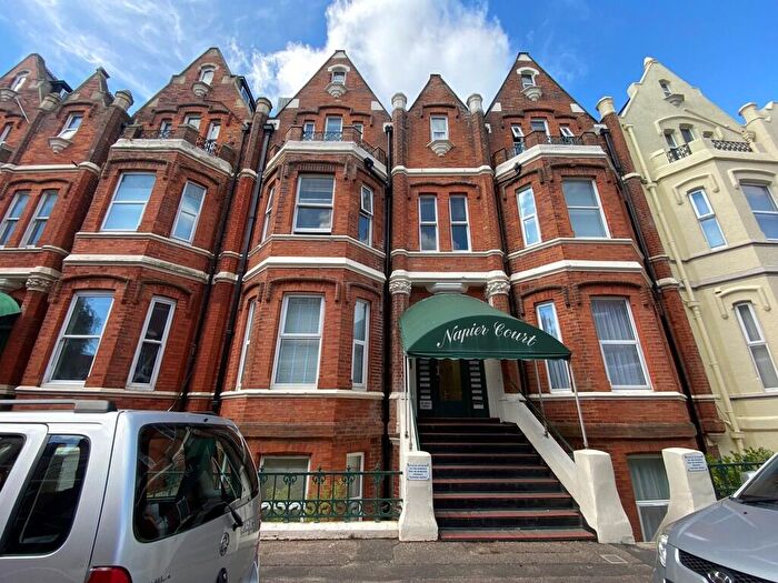 Studio To Rent In Napier Court, Durley Gardens, Bournemouth, BH2