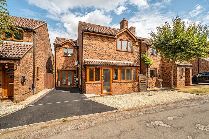 4 Bedroom Detached House For Sale In Brogden Close, Oxford, Oxfordshire, OX2
