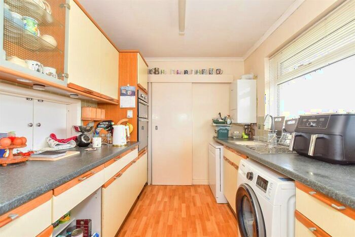 3 Bedroom Detached Bungalow For Sale In Culver Way, Yaverland, Isle Of Wight, PO36