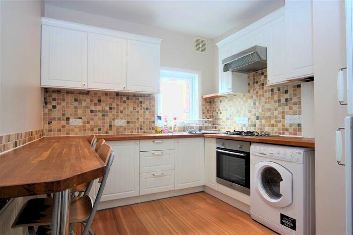 3 Bedroom Flat To Rent In Rosebank Avenue, Wembley, HA0