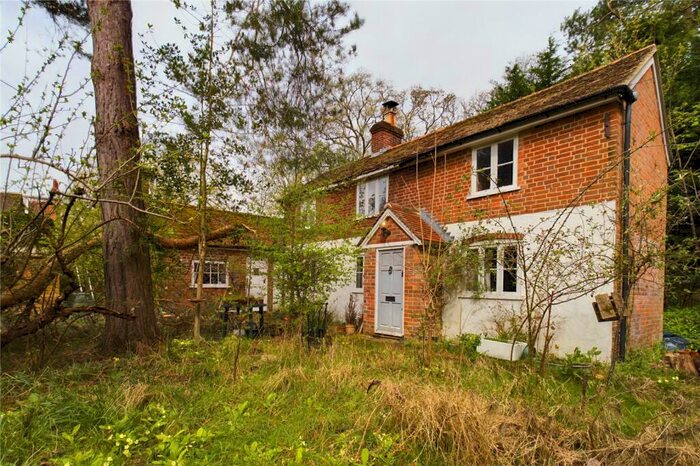 3 Bedroom Detached House For Sale In Kings Road, Silchester, Reading, RG7